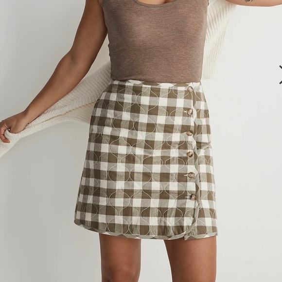 Curvy Quilted Flannel Mini Skirt in Gingham Check - Picture 1 of 4